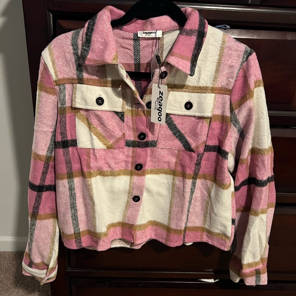 Zeagoo Pink and Cream Plaid Cropped Shacket Utility Jacket